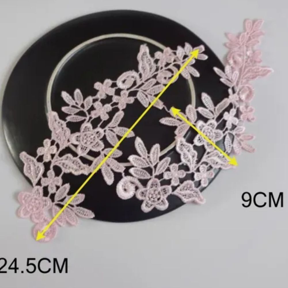 Lot of 10 (5 pairs) of Floral Appliques - Light Pink